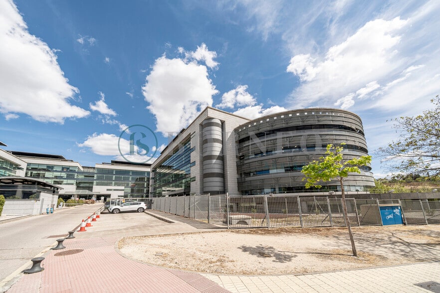 Calle Anabel Segura, 11, Alcobendas, Madrid for lease - Building Photo - Image 3 of 4