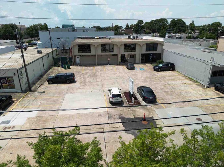 3414 Hessmer Ave, Metairie, LA for lease - Building Photo - Image 2 of 7