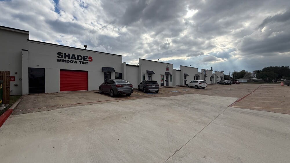 1800 Dabney Dr, Pasadena, TX à louer Photo du bâtiment- Image 1 de 15