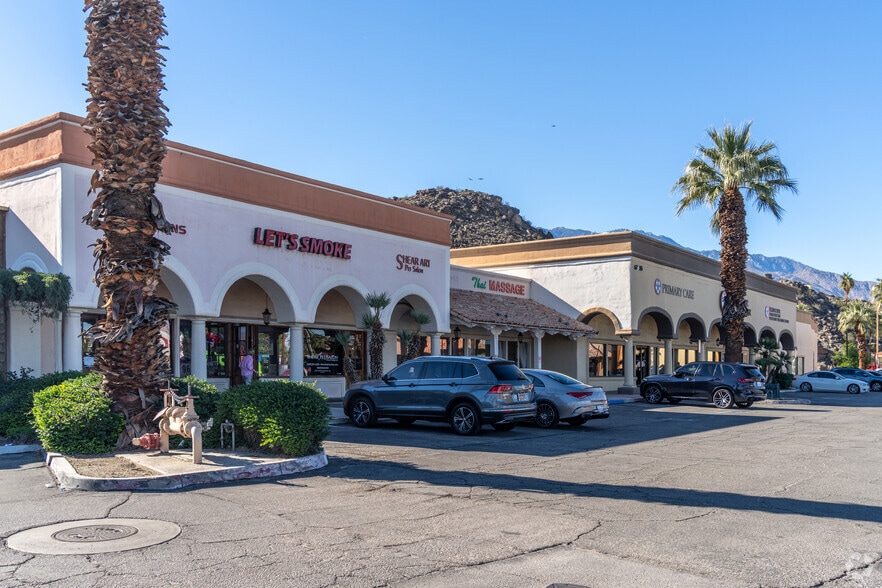 67555-67575 E Palm Canyon Dr, Cathedral City, CA for lease - Primary Photo - Image 3 of 5
