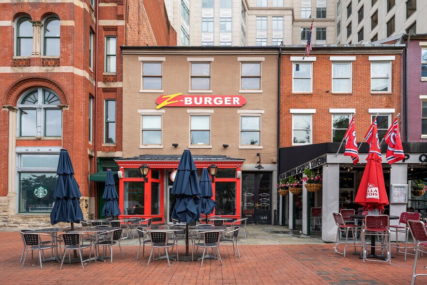 641 Indiana Ave NW, Washington, DC à vendre - Photo du bâtiment - Image 3 de 12