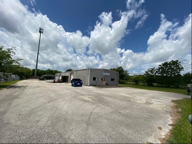 5102 Highway 3, Dickinson, TX for sale Building Photo- Image 1 of 1