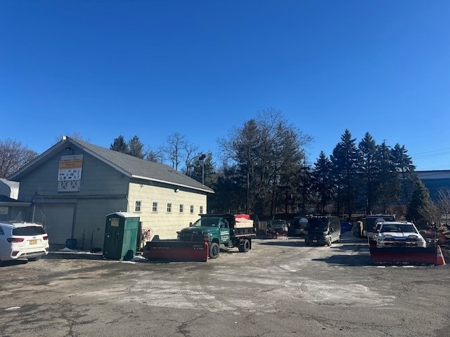 1060 Lower South St, Peekskill, NY for lease - Building Photo - Image 2 of 3