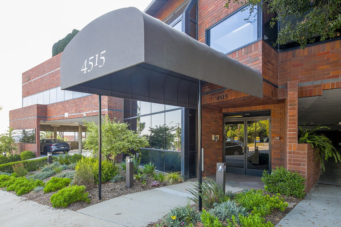 4515 Ocean View Blvd, La Cañada Flintridge, CA à louer Photo du bâtiment- Image 1 de 25