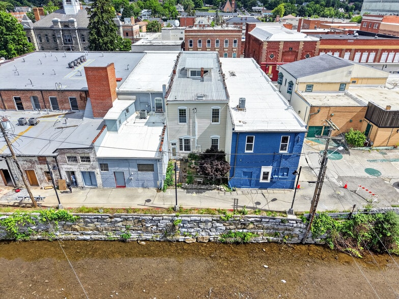 27 W Main St, Pulaski, VA for sale - Building Photo - Image 2 of 72