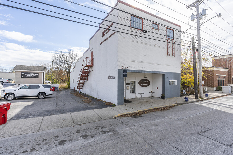 315 Chestnut St, Berea, KY for sale - Building Photo - Image 1 of 1