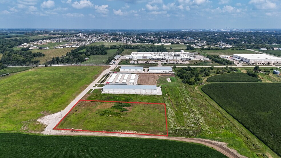 1150 Madison St, Norwalk, IA à vendre - Photo du bâtiment - Image 2 de 4