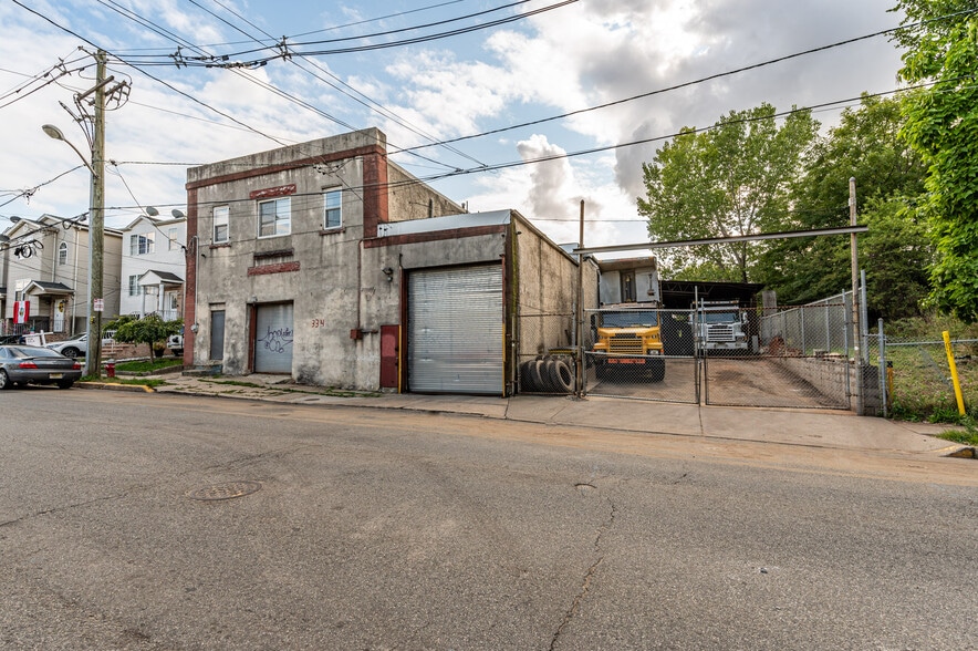 335-337 E Jersey St, Elizabeth, NJ à vendre - Photo du bâtiment - Image 2 de 22