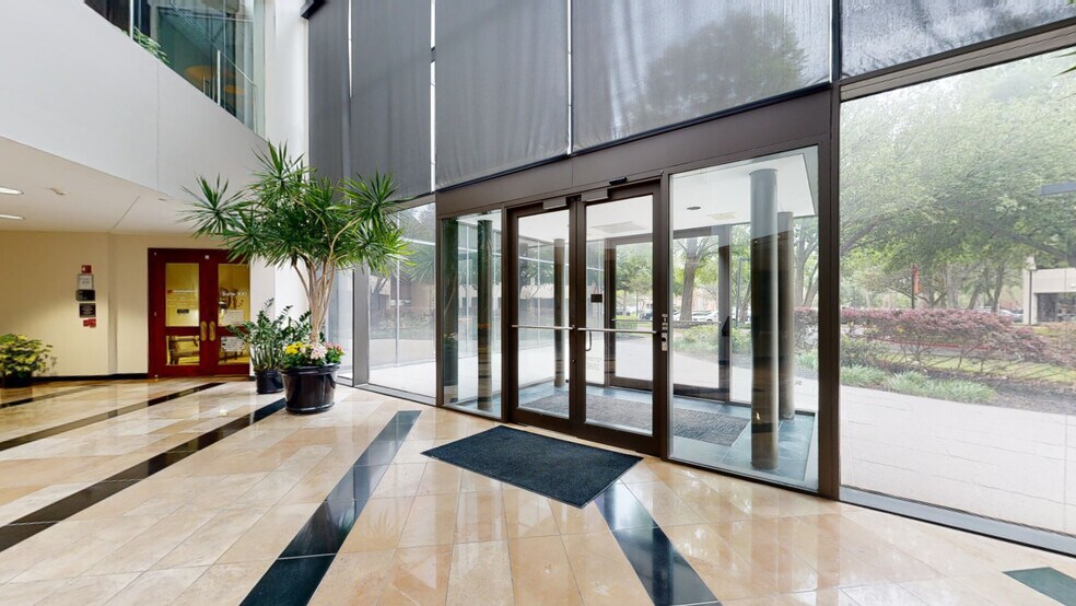 750 Bering Dr, Houston, TX à louer - Numérisation 3D de Matterport - Image 2 de 13