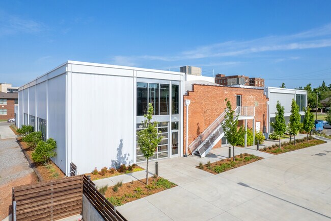 Plus de détails pour 1214 N Hudson Ave, Oklahoma City, OK - Bureau à louer