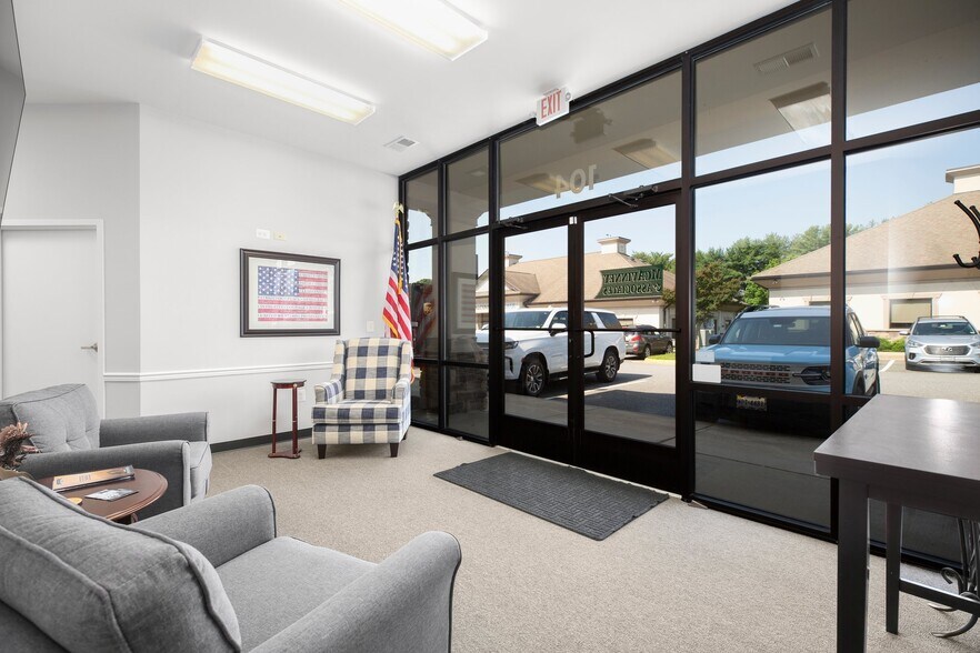 4520 Plank Rd, Fredericksburg, VA à louer - Photo intérieure - Image 2 de 57