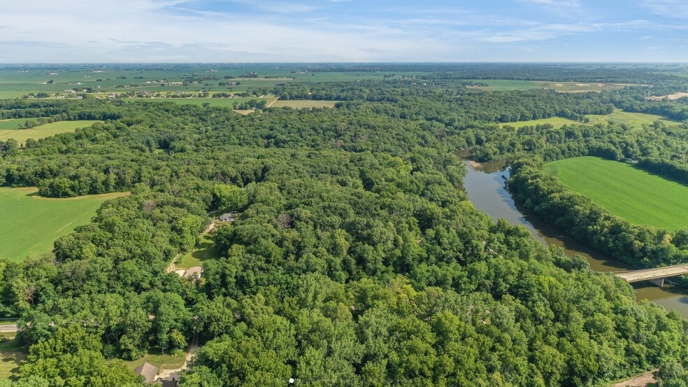 2465 Bowen Rd, Sheridan, IL for sale - Building Photo - Image 3 of 20