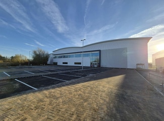 Plus de détails pour 92 Tournament Fields, Warwick - Industriel à vendre