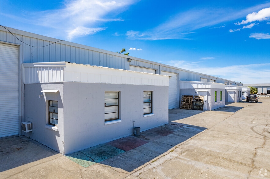 7826 Rhodes Rd, Hudson, FL for lease - Building Photo - Image 3 of 6