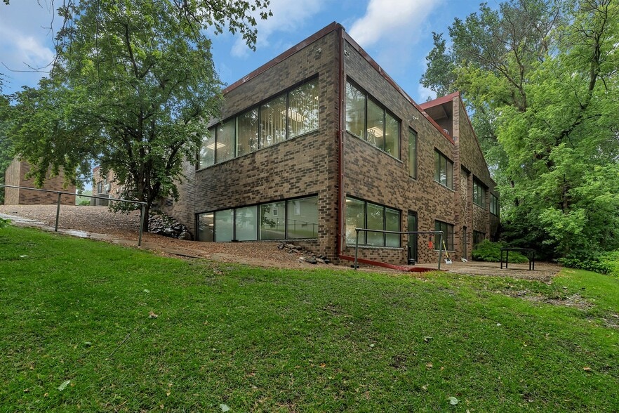 10 Riverside Ave S, Sartell, MN for lease - Building Photo - Image 2 of 22