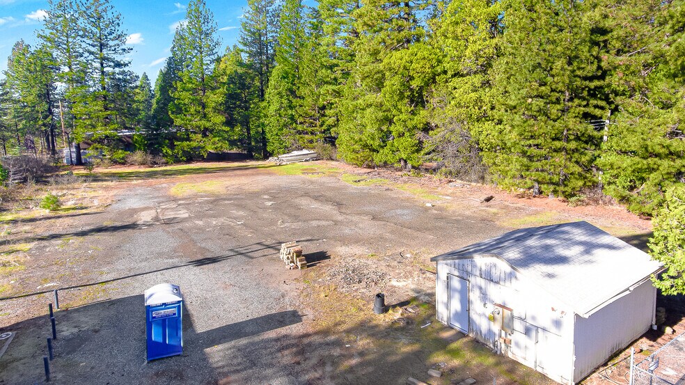 5060 Pony Express Trl, Camino, CA à vendre - Photo du bâtiment - Image 2 de 7