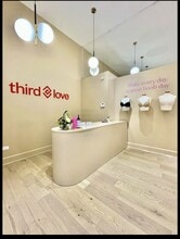 3539 N Southport Ave, Chicago, IL for lease Interior Photo- Image 2 of 4