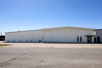 2412 SW 14th St, Oklahoma City, OK for lease Interior Photo- Image 1 of 6