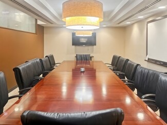 More details for 125 S Wacker Dr, Chicago, IL - Coworking for Lease