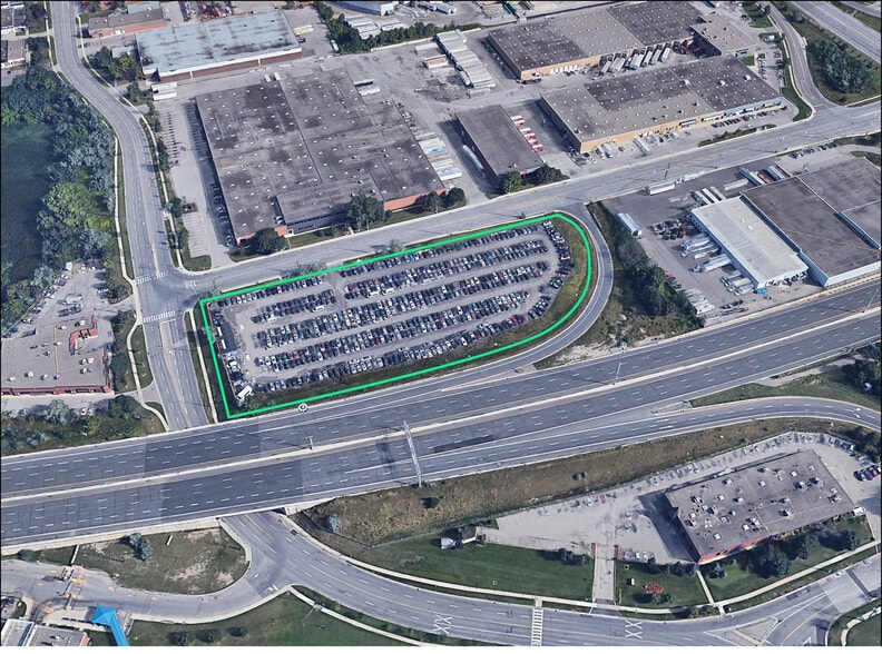 295 Belfield Rd, Toronto, ON à louer - Photo principale - Image 1 de 1