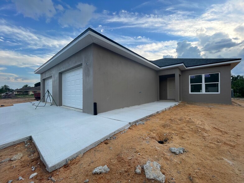 4123 & 4125 Mandarin rd, Sebring, FL à vendre - Photo du bâtiment - Image 2 de 3