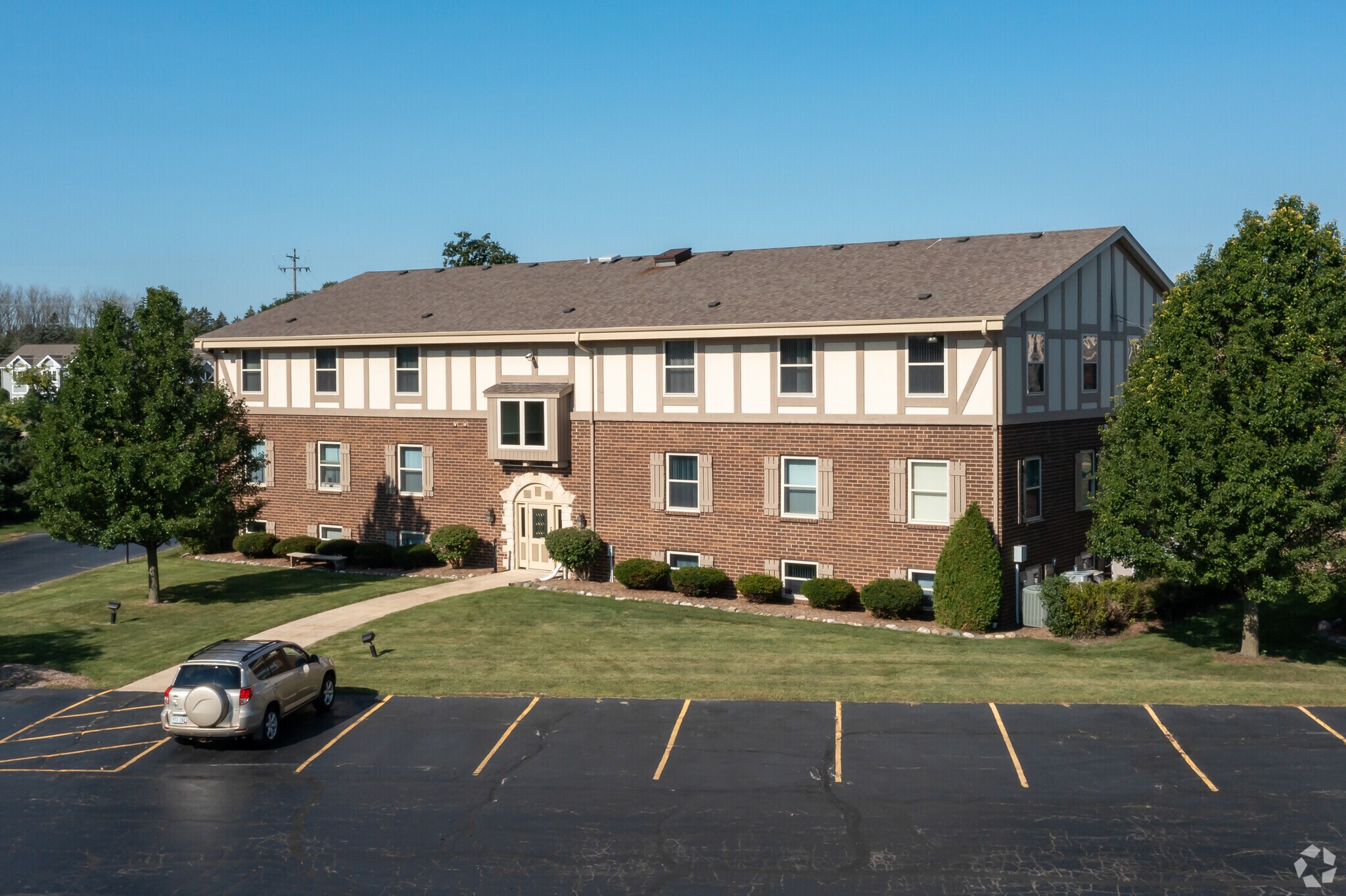 11516 N Port Washington Rd, Mequon, WI à vendre Photo principale- Image 1 de 12