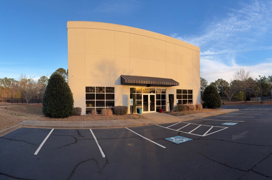 440 Southport Commerce Blvd, Spartanburg, SC à louer - Photo du bâtiment - Image 2 de 5