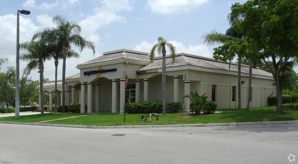 3105-3285 N State Road 7, Margate, FL for lease - Primary Photo - Image 1 of 22