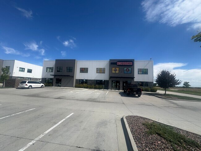Plus de détails pour 9203 Eastman Park Dr, Windsor, CO - Commerce de détail à vendre