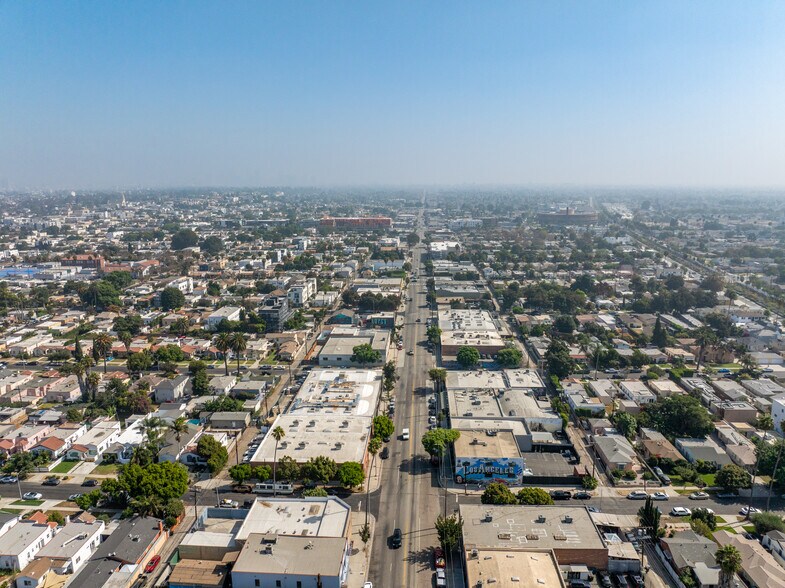 4310-4312 W Jefferson Blvd, Los Angeles, CA à vendre - Aérien - Image 2 de 13