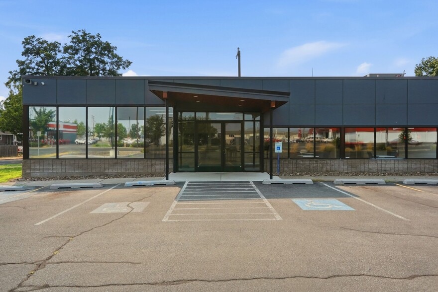 2607 N Division St, Spokane, WA for sale - Building Photo - Image 3 of 20