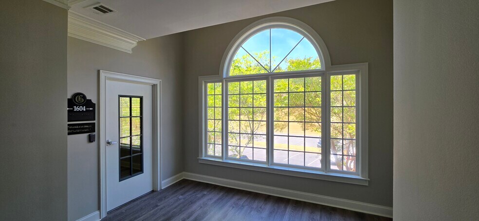 4080 McGinnis Ferry Rd, Alpharetta, GA à louer - Photo du bâtiment - Image 2 de 12