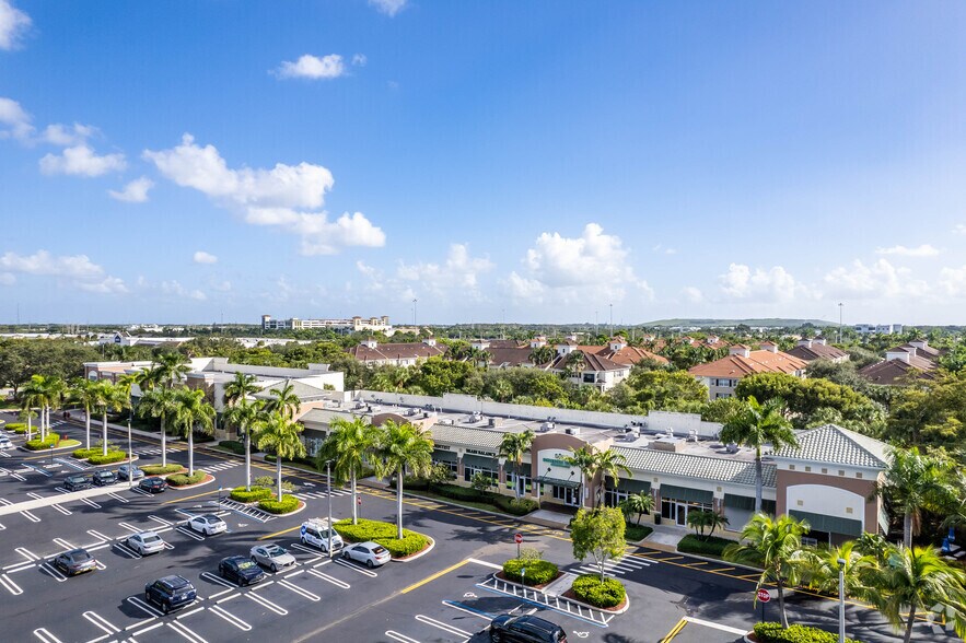 Sample Rd, Coral Springs, FL à louer - Photo du b timent - Image 1 de 34