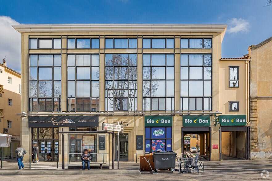 11 Cours Gambetta, Aix-en-Provence à louer - Photo du bâtiment - Image 3 de 15