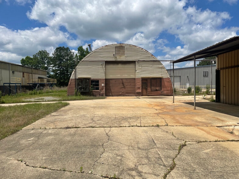 255 Cooper Dr, El Dorado, AR for sale - Building Photo - Image 2 of 5