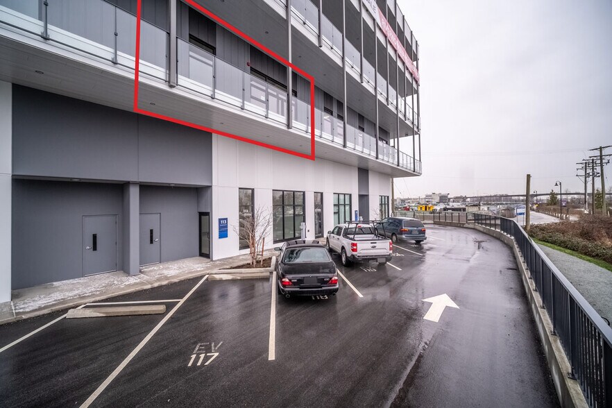 9123 Bentley St, Vancouver, BC for lease - Building Photo - Image 3 of 16