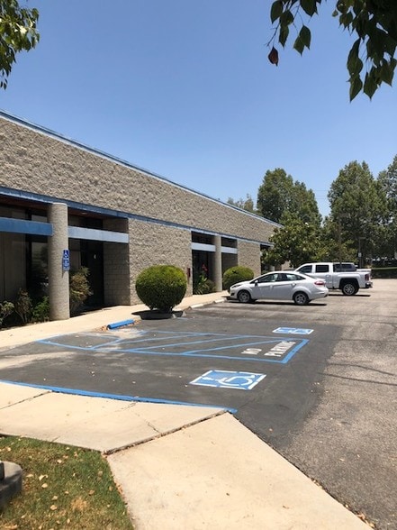 325 Alabama St, Redlands, CA for lease - Building Photo - Image 3 of 4