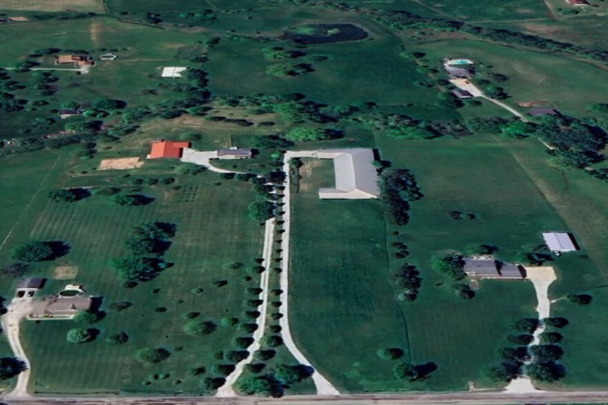 839 Rockmill Rd NW, Lancaster, OH for sale - Building Photo - Image 2 of 77