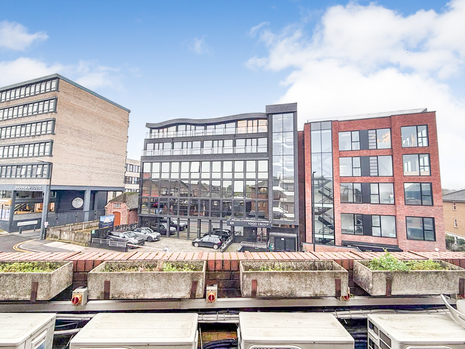 288 Chase Rd, London for lease Building Photo- Image 1 of 10