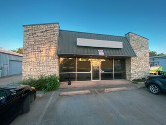 More details for 904 S Woodrow Ln, Denton, TX - Flex for Lease