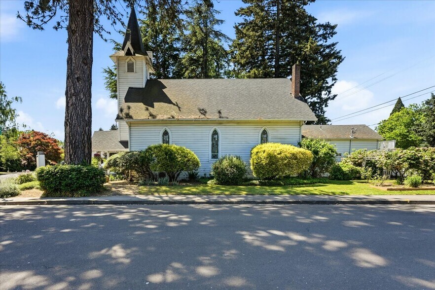 508 NW 3rd Ave, Canby, OR à vendre - Photo du bâtiment - Image 3 de 54