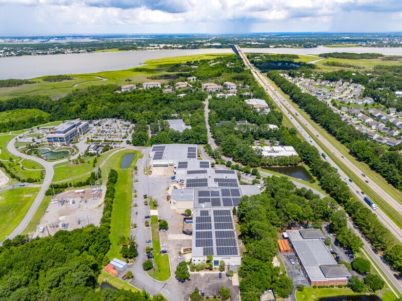 450 Wando Park Blvd, Mount Pleasant, SC à louer - Photo du bâtiment - Image 2 de 9