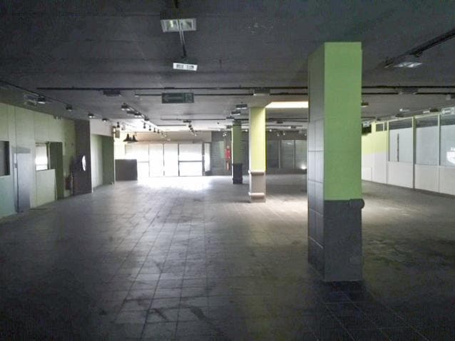 Retail in Bollène for sale - Building Photo - Image 2 of 6