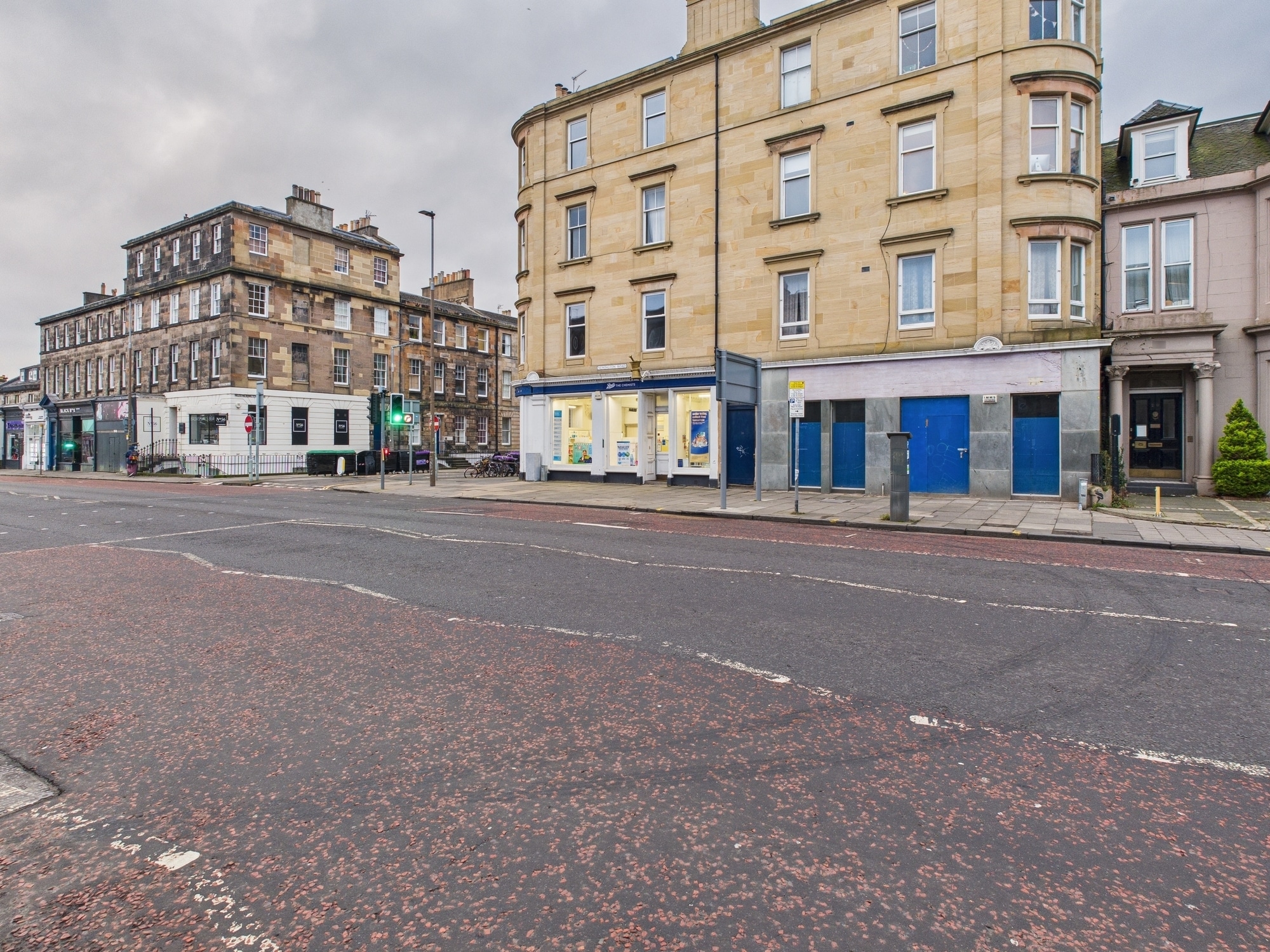 22-24 Newington Rd, Edinburgh for sale Primary Photo- Image 1 of 4