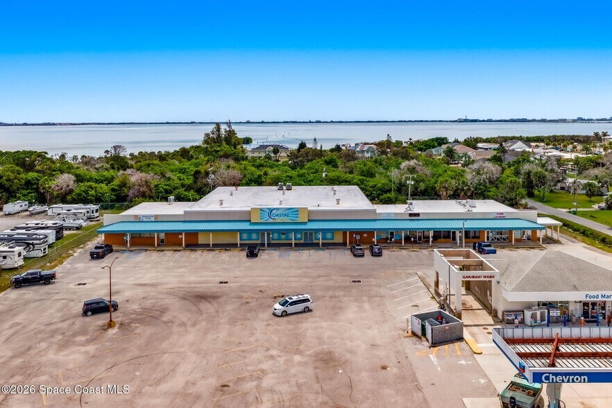 864-880 N Banana River Dr, Merritt Island, FL à louer - Photo du bâtiment - Image 2 de 22