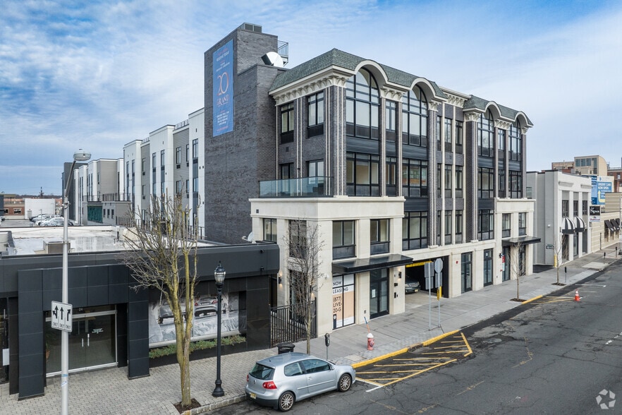 20 Grand Ave, Englewood, NJ for lease - Building Photo - Image 1 of 4