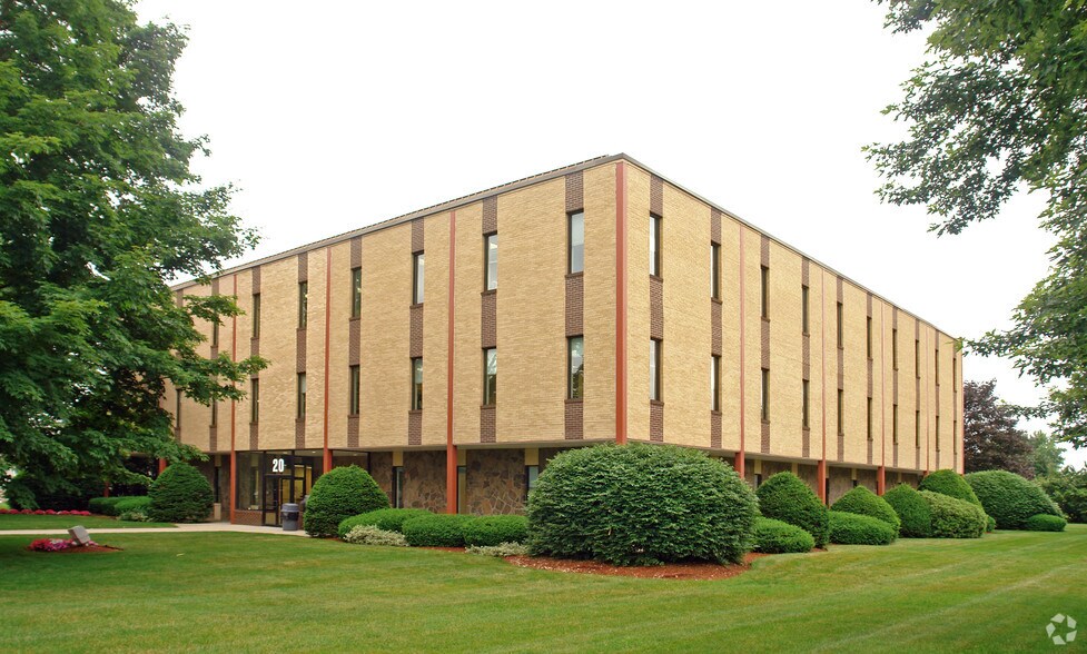 20 Industrial Park Dr, Nashua, NH à vendre - Photo du bâtiment - Image 2 de 7