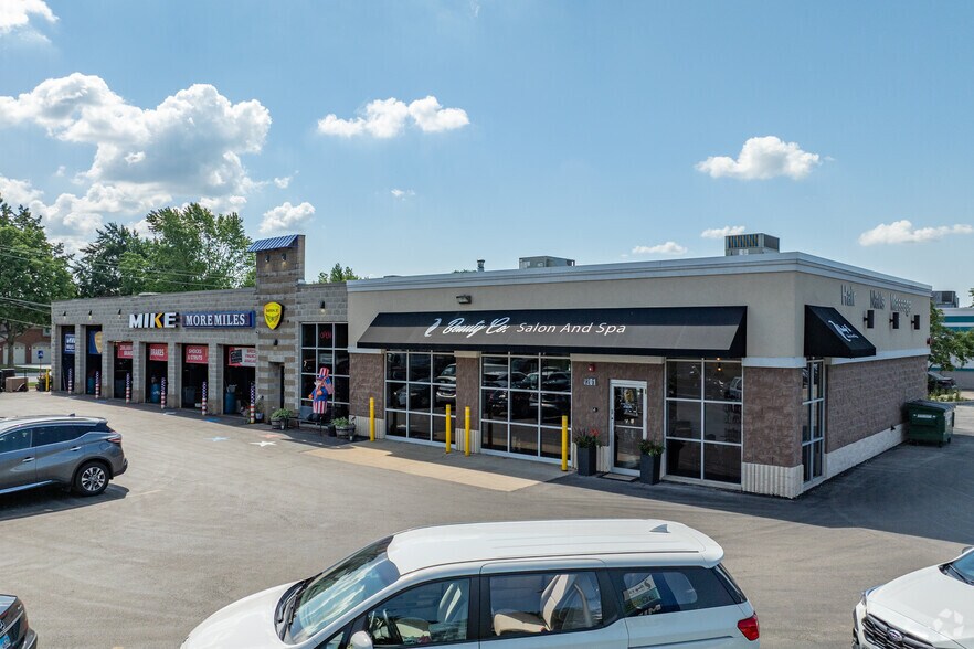 7201-7209 Lemont Rd, Downers Grove, IL à vendre - Photo du bâtiment - Image 2 de 4