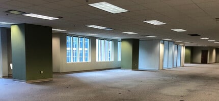 333 Commerce St, Nashville, TN for lease Interior Photo- Image 2 of 6