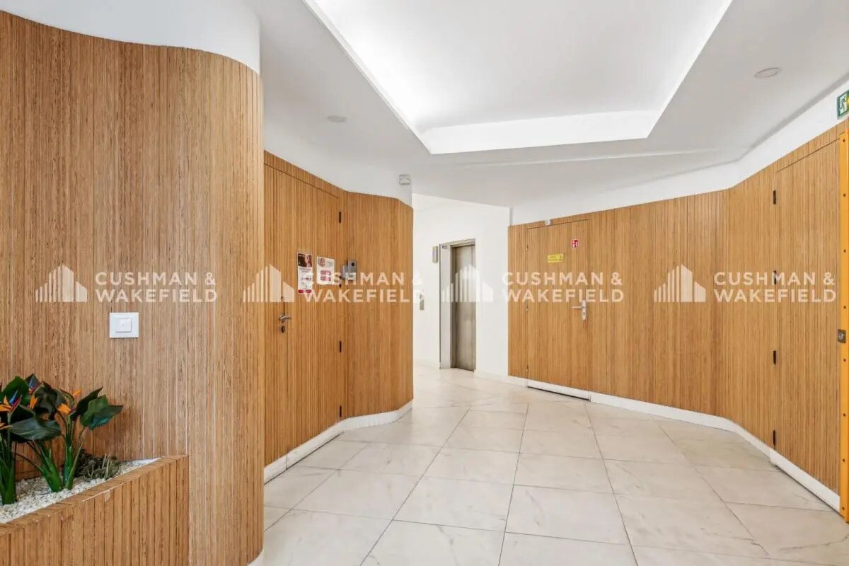 38-42 Rue Galliéni, Asnières-sur-Seine for lease Primary Photo- Image 1 of 2